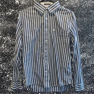 American Eagle Outfitters Striped Vintage Fit Button-up Shirt